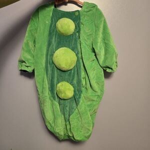 Sweey Pea Pod Infant Costume Size 0-3 Months Bunting Style
